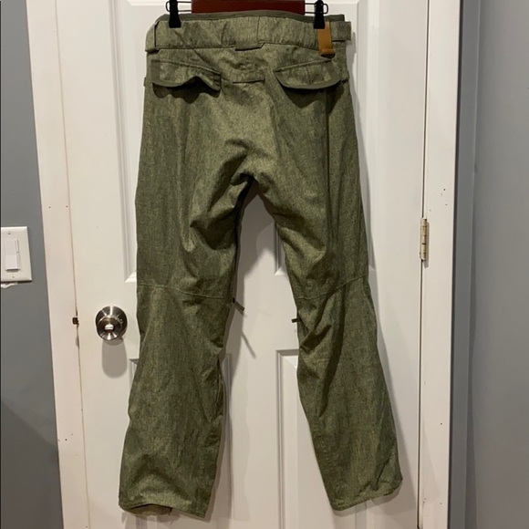 686 Snow Pants Trouser Look EUC - Picture 6 of 16